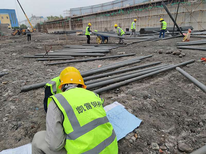 辽源螺栓球网架结构